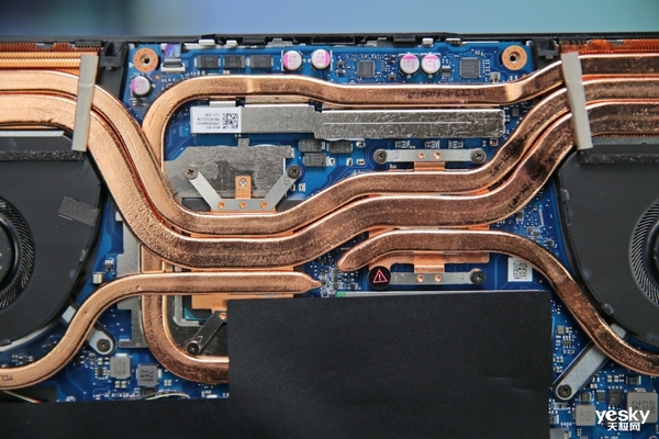 锐龙7 6800H 满血RTX 3060 华硕天选3游戏本全面评测